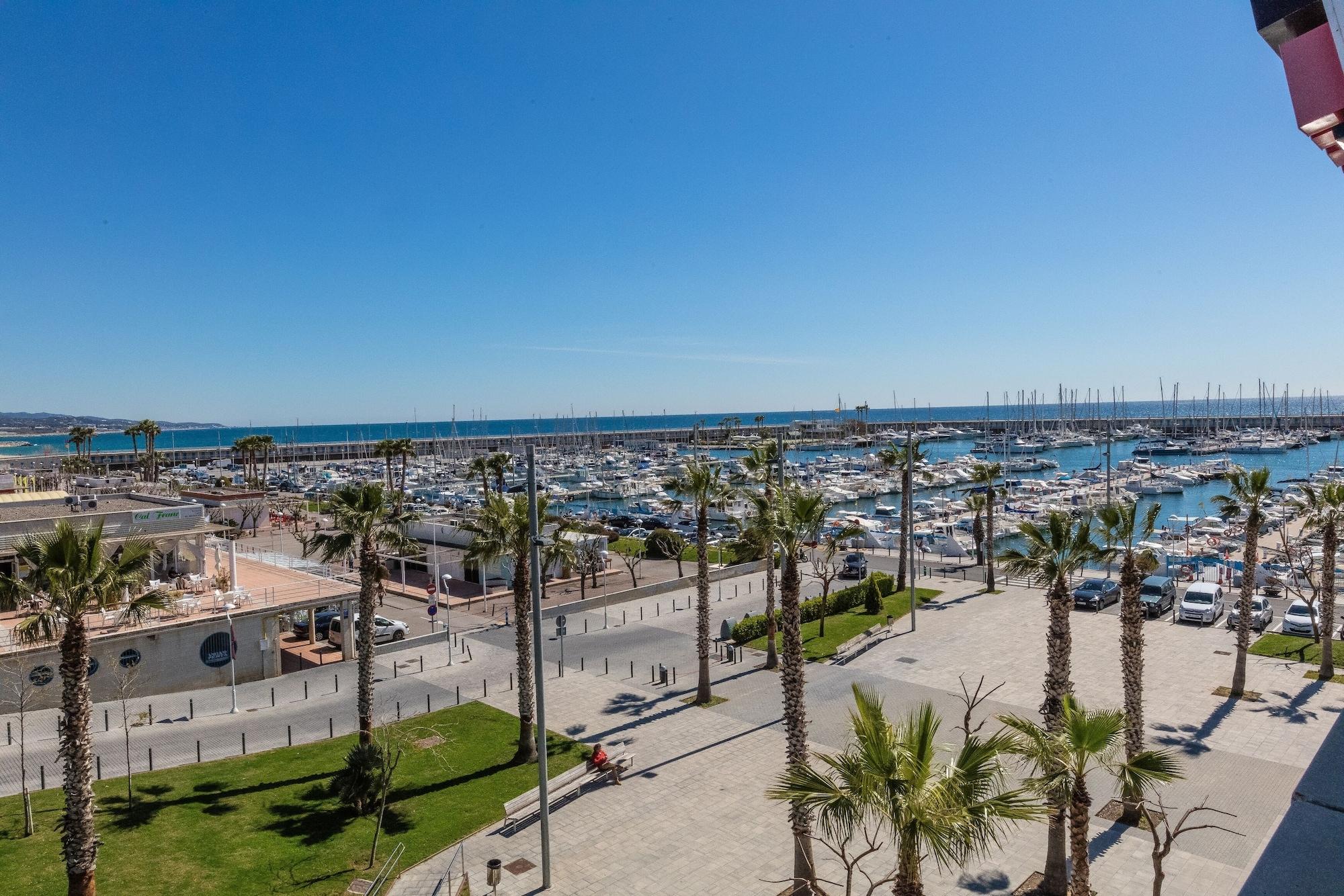 Atenea Port Barcelona Mataró Екстериор снимка